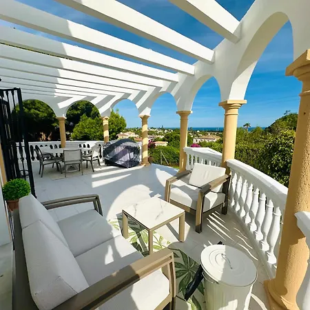 Villa El Dorado *