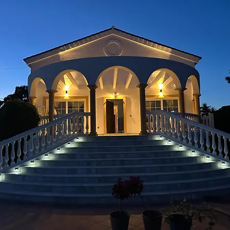 Βίλα El Dorado Εστεπόνα
